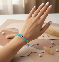 Cargar imagen en el visor de la galería, Pulsera Ojito de Protección