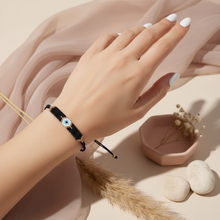 Cargar imagen en el visor de la galería, Pulsera Ojito de Protección