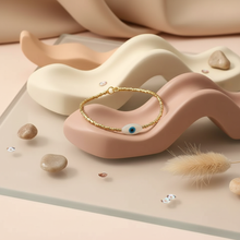 Cargar imagen en el visor de la galería, Pulsera Ojito Ovalado de Madre Perla y Miyuki