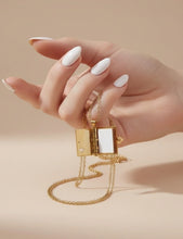 Cargar imagen en el visor de la galería, Collar Personalizable Librito