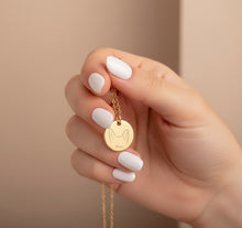 Cargar imagen en el visor de la galería, Collar Monedita Personalizable Orejas de Perrito