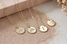 Cargar imagen en el visor de la galería, Collar Monedita Serie Figuras