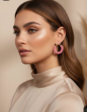 Cargar imagen en el visor de la galería, Arracadas Huicholes