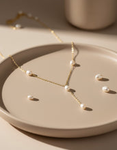 Cargar imagen en el visor de la galería, Collar Corbatero Perlas Barrocas