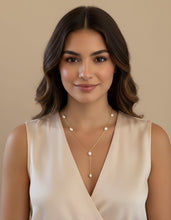 Cargar imagen en el visor de la galería, Collar Corbatero Perlas Barrocas