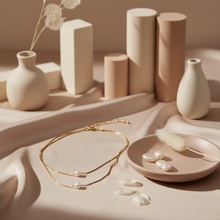 Cargar imagen en el visor de la galería, Collar Oniria Dorado