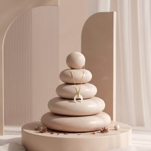 Cargar imagen en el visor de la galería, Collar Luna Madre Perla