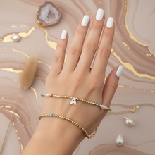 Cargar imagen en el visor de la galería, Collar Inicial Blanca