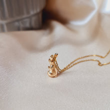 Cargar imagen en el visor de la galería, Collar Canguro